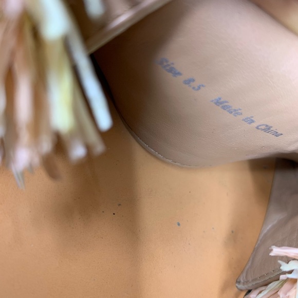 Sandals - Picture 3 of 3